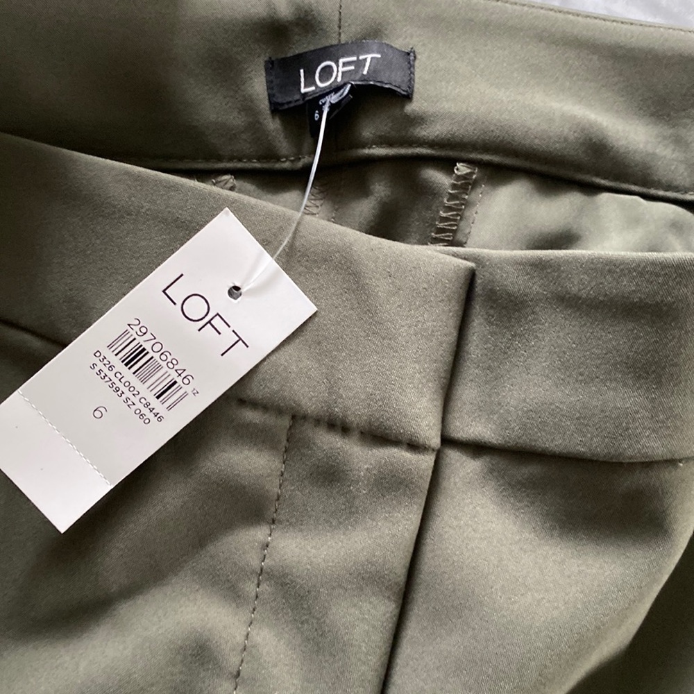 Green size 6 loft dress pant new with tag